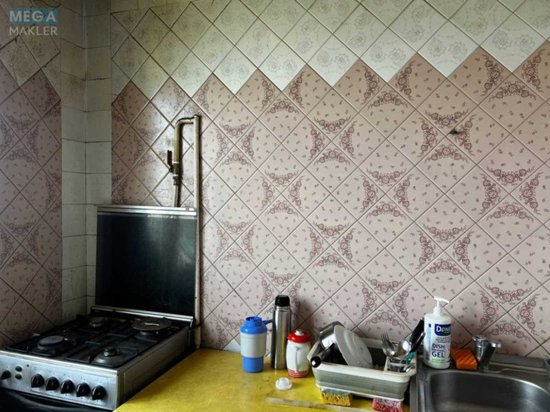 Продаж 3 кімнатної квартири (58/?/5,9), 9 пов. 9 пов. будинку, <a class="location-link" href="/kiev/" title="Недвижимость Київ">Київ</a>, <a class="location-link" href="/kiev/desnyanskij/" title="Недвижимость Деснянський район">Деснянський р-н</a>, Мілютенка вул., 23 (изображение 9)
