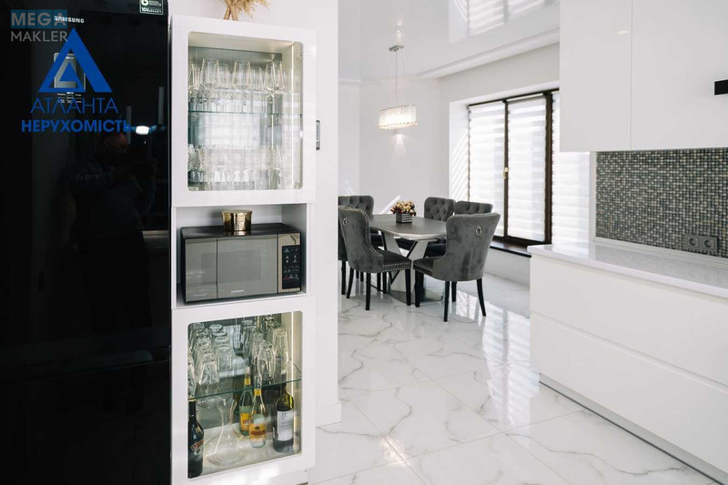 Продаж дома, 2 поверху, 291 кв.м, 4 кімнати, ділянка 12 соток, <a class="location-link" href="/boratin-selo/" title="Недвижимость Боратін">Боратин</a>, Набережна (изображение 10)