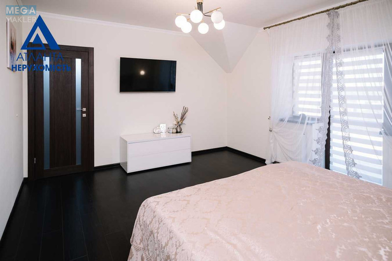 Продаж дома, 2 поверху, 291 кв.м, 4 кімнати, ділянка 12 соток, <a class="location-link" href="/boratin-selo/" title="Недвижимость Боратін">Боратин</a>, Набережна (изображение 15)