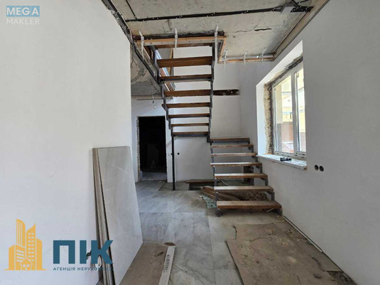 Продаж дома, 2&nbsp;поверху, 198&nbsp;кв.м, 4&nbsp;кімнати, ділянка 3&nbsp;сотки, <a class="location-link" href="/irpen/" title="Недвижимость Ірпінь">Ірпінь</a>, Литературная, 5а/1 (изображение 7)