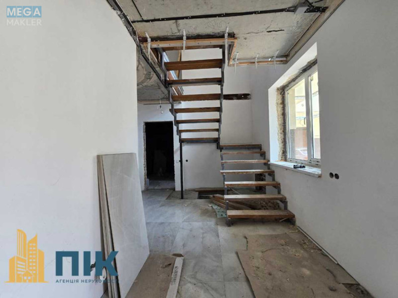 Продаж дома, 2&nbsp;поверху, 198&nbsp;кв.м, 4&nbsp;кімнати, ділянка 3&nbsp;сотки, <a class="location-link" href="/irpen/" title="Недвижимость Ірпінь">Ірпінь</a>, Литературная, 5а/1 (изображение 7)