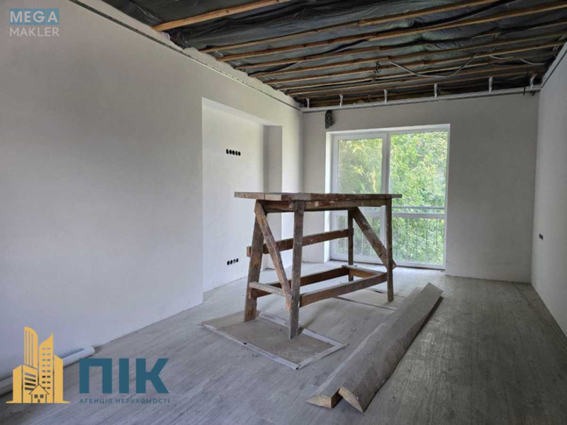 Продаж дома, 2&nbsp;поверху, 198&nbsp;кв.м, 4&nbsp;кімнати, ділянка 3&nbsp;сотки, <a class="location-link" href="/irpen/" title="Недвижимость Ірпінь">Ірпінь</a>, Литературная, 5а/1 (изображение 13)