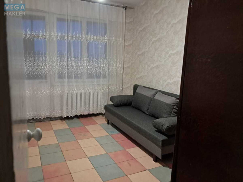 Оренда 3 кімнатної квартири, <a class="location-link" href="/odessa/" title="Недвижимость Одеса">Одеса</a>, <a class="location-link" href="/odessa/kievskij/" title="Недвижимость Київський район">Київський р-н</a>, Королёва, 42 (изображение 4)