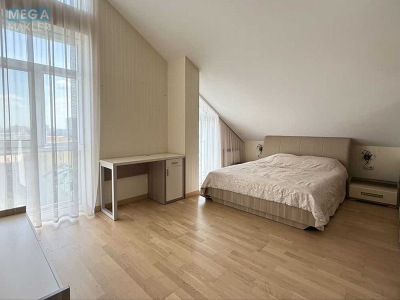 Продаж 4 кімнатної квартири (130/81/30), 12 пов. 13 пов. будинку, <a class="location-link" href="/kiev/" title="Недвижимость Київ">Київ</a>, <a class="location-link" href="/kiev/oktyabrskij/" title="Недвижимость Новобаварский (Октябрьский) район">Новобаварский (Октябрьский) р-н</a>, Регенераторна вул., 3 (изображение 12)