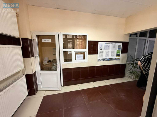 Продаж 3 кімнатної квартири (125,5/75/15), 3 пов. 17 пов. будинку, <a class="location-link" href="/kiev/" title="Недвижимость Київ">Київ</a>, <a class="location-link" href="/kiev/pecherskij/" title="Недвижимость Печерський район">Печерський р-н</a>, Антоновича вул., 72 (изображение 11)