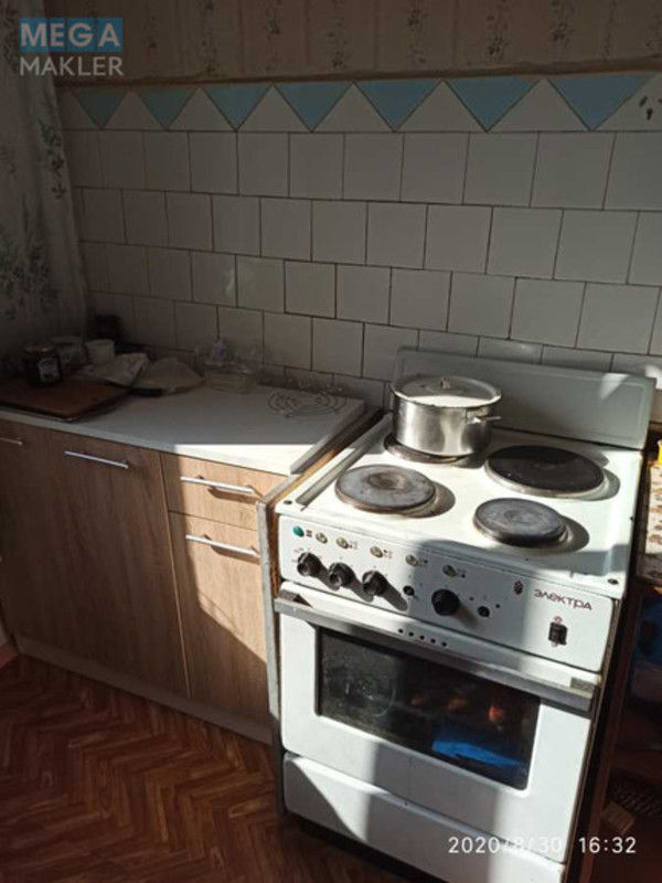 Оренда кімнати (підселення), <a class="location-link" href="/kiev/" title="Недвижимость Київ">Київ</a>, <a class="location-link" href="/kiev/obolonskij/" title="Недвижимость Оболонський район">Оболонський р-н</a>, Оболонський просп., 23A (изображение 6)