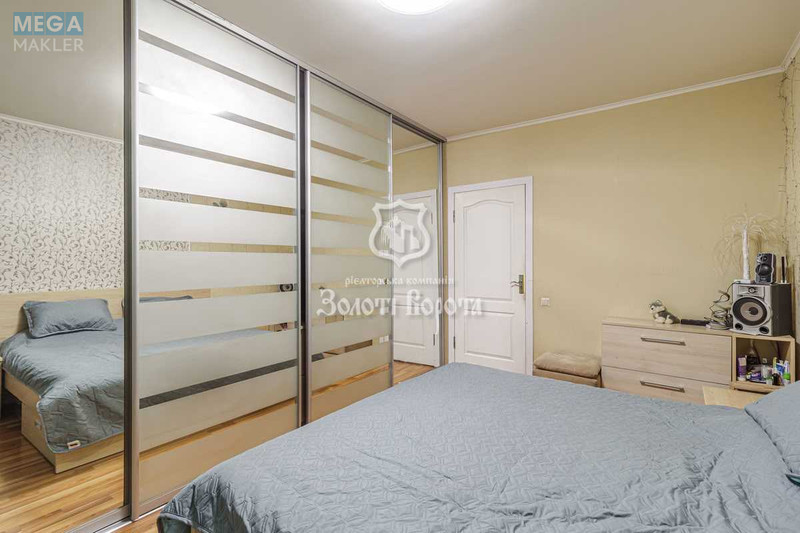 Продаж 3 кімнатної квартири (72/41/7,2), 1 пов. 9 пов. будинку, <a class="location-link" href="/kiev/" title="Недвижимость Київ">Київ</a>, <a class="location-link" href="/kiev/svyatoshinskij/" title="Недвижимость Святошинський район">Святошинський р-н</a>, Академіка Палладіна просп., 24 (изображение 6)