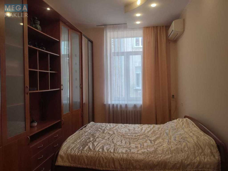 Оренда 3 кімнатної квартири, <a class="location-link" href="/kiev/" title="Недвижимость Київ">Київ</a>, <a class="location-link" href="/kiev/shevchenkovskij/" title="Недвижимость Шевченківський район">Шевченківський р-н</a>, Пушкинская ул., 39 (изображение 3)