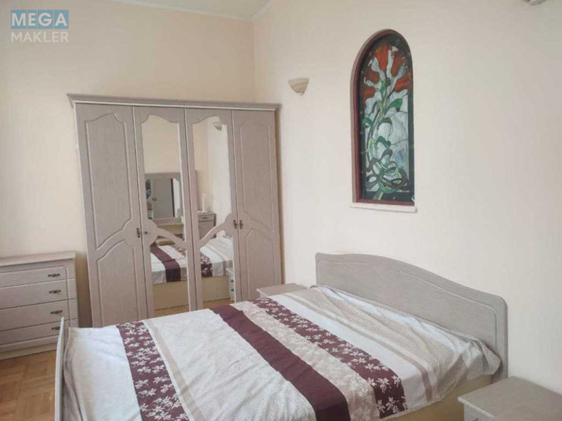 Оренда 3 кімнатної квартири, <a class="location-link" href="/kiev/" title="Недвижимость Київ">Київ</a>, <a class="location-link" href="/kiev/shevchenkovskij/" title="Недвижимость Шевченківський район">Шевченківський р-н</a>, Пушкинская ул., 39 (изображение 11)