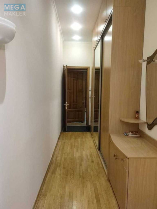Оренда 3 кімнатної квартири, <a class="location-link" href="/kiev/" title="Недвижимость Київ">Київ</a>, <a class="location-link" href="/kiev/shevchenkovskij/" title="Недвижимость Шевченківський район">Шевченківський р-н</a>, Пушкинская ул., 39 (изображение 17)