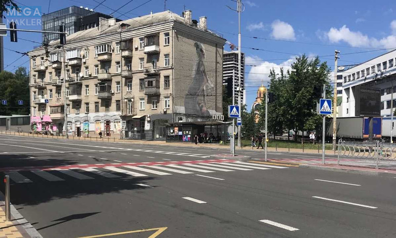 Оренда комерційної нерухомості, 15 кв.м, под магазин, <a class="location-link" href="/kiev/" title="Недвижимость Київ">Київ</a>, <a class="location-link" href="/kiev/solomenskij/" title="Недвижимость Солом'янський район">Солом'янський р-н</a>, Митрополита Василя Липківського вул., 8 (изображение 3)