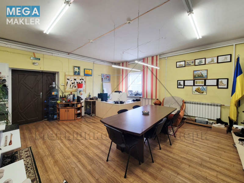 Продаж окремої будівлі/побудови, нормальне сост., <a class="location-link" href="/brovary/" title="Недвижимость Бровари">Бровари</a>, А. Луценка (изображение 2)