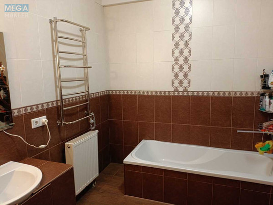 Продаж дома, 1&nbsp; поверх, 130&nbsp;кв.м, 4&nbsp;кімнати, ділянка 13&nbsp;соток, <a class="location-link" href="/petrovskoe-selo-kv-borispolskij-rajon/" title="Недвижимость Петропавлівське">Петропавловское</a>, Левадная (изображение 11)