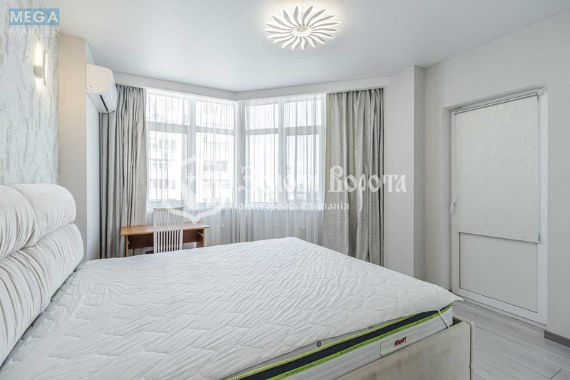 Продаж 2 кімнатної квартири (83,5/26/32), 22 пов. 25 пов. будинку, <a class="location-link" href="/kiev/" title="Недвижимость Київ">Київ</a>, <a class="location-link" href="/kiev/solomenskij/" title="Недвижимость Солом'янський район">Солом'янський р-н</a>, Освіти вул., 16а (изображение 10)