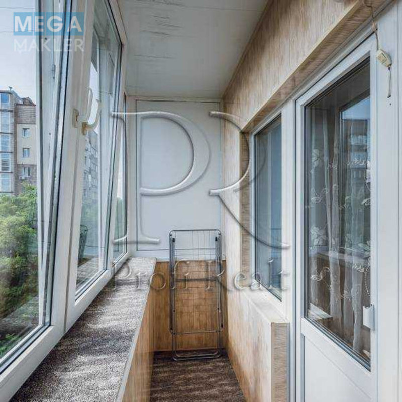 Продаж 2 кімнатної квартири (47/31/6), 5 пов. 5 пов. будинку, <a class="location-link" href="/kiev/" title="Недвижимость Київ">Київ</a>, <a class="location-link" href="/kiev/solomenskij/" title="Недвижимость Солом'янський район">Солом'янський р-н</a>, Василенка Миколи вулиця, 23А (изображение 10)