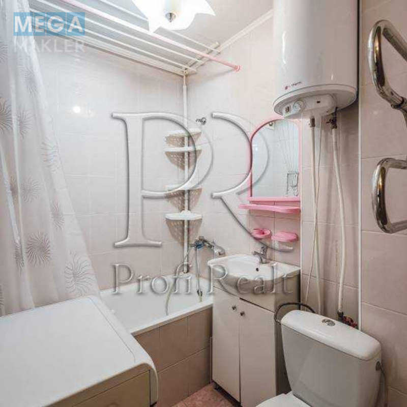 Продаж 2 кімнатної квартири (47/31/6), 5 пов. 5 пов. будинку, <a class="location-link" href="/kiev/" title="Недвижимость Київ">Київ</a>, <a class="location-link" href="/kiev/solomenskij/" title="Недвижимость Солом'янський район">Солом'янський р-н</a>, Василенка Миколи вулиця, 23А (изображение 12)