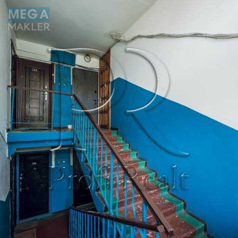 Продаж 2 кімнатної квартири (47/31/6), 5 пов. 5 пов. будинку, <a class="location-link" href="/kiev/" title="Недвижимость Київ">Київ</a>, <a class="location-link" href="/kiev/solomenskij/" title="Недвижимость Солом'янський район">Солом'янський р-н</a>, Василенка Миколи вулиця, 23А (изображение 13)