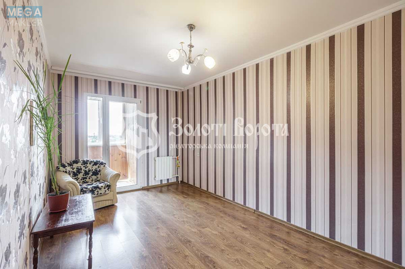 Продаж 4 кімнатної квартири (91,7/57/9), 9 пов. 12 пов. будинку, <a class="location-link" href="/kiev/" title="Недвижимость Київ">Київ</a>, <a class="location-link" href="/kiev/solomenskij/" title="Недвижимость Солом'янський район">Солом'янський р-н</a>, Ярослава Галана вул., 2а (изображение 7)