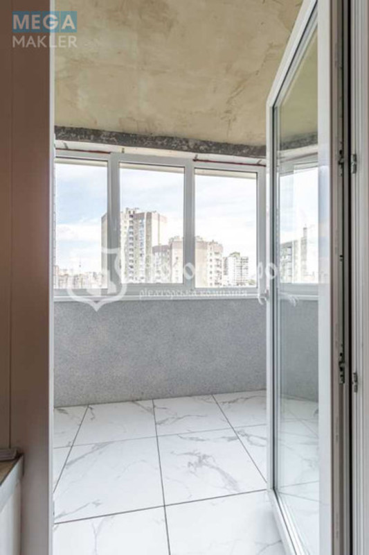 Продаж 4 кімнатної квартири (91,7/57/9), 9 пов. 12 пов. будинку, <a class="location-link" href="/kiev/" title="Недвижимость Київ">Київ</a>, <a class="location-link" href="/kiev/solomenskij/" title="Недвижимость Солом'янський район">Солом'янський р-н</a>, Ярослава Галана вул., 2а (изображение 15)