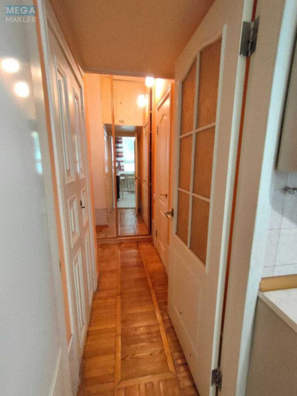 Оренда 2 кімнатної квартири, <a class="location-link" href="/kiev/" title="Недвижимость Київ">Київ</a>, <a class="location-link" href="/kiev/solomenskij/" title="Недвижимость Солом'янський район">Солом'янський р-н</a>, Пітерська вул., 3 (изображение 15)