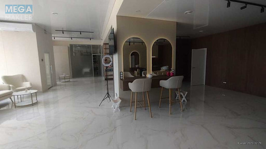 Продаж комерційної нерухомості, 200&nbsp;кв.м, <a class="location-link" href="/kiev/" title="Недвижимость Київ">Київ</a>, <a class="location-link" href="/kiev/dneprovskij/" title="Недвижимость Дніпровський район">Дніпровський р-н</a>, Русановская Набережная ул., 8 (изображение 10)