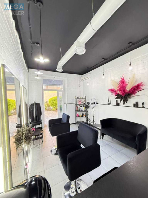 Продаж комерційної нерухомості, 22 кв.м, <a class="location-link" href="/sofievskaya-borshagovka/" title="Недвижимость Софіївська Борщагівка">Софіївська Борщагівка</a>, Чубинського, 8а (изображение 2)