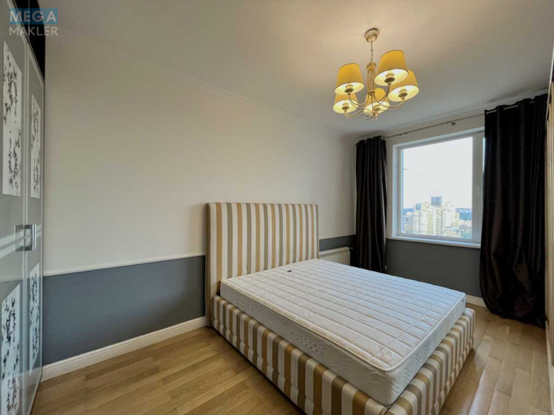 Продаж 4 кімнатної квартири (190/60/76,1), 17 пов. 19 пов. будинку, <a class="location-link" href="/kiev/" title="Недвижимость Київ">Київ</a>, <a class="location-link" href="/kiev/goloseevskij/" title="Недвижимость Голосіївський район">Голосіївський р-н</a>, Антоновича вул., 140 (изображение 10)