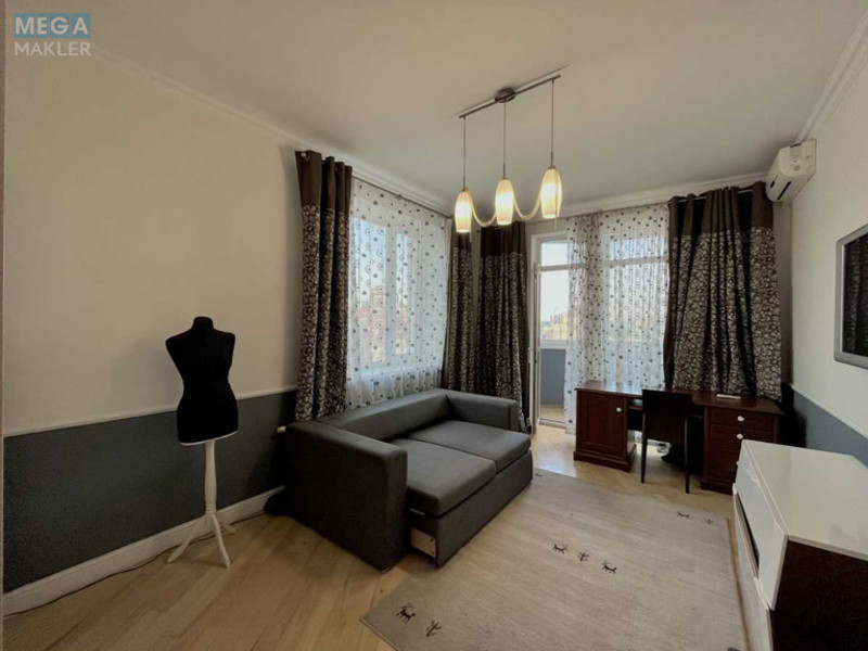 Продаж 4 кімнатної квартири (190/60/76,1), 17 пов. 19 пов. будинку, <a class="location-link" href="/kiev/" title="Недвижимость Київ">Київ</a>, <a class="location-link" href="/kiev/goloseevskij/" title="Недвижимость Голосіївський район">Голосіївський р-н</a>, Антоновича вул., 140 (изображение 13)