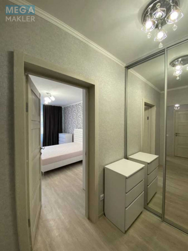 Оренда 1 кімнатної квартири, <a class="location-link" href="/kiev/" title="Недвижимость Київ">Київ</a>, <a class="location-link" href="/kiev/darnickij/" title="Недвижимость Дарницький район">Дарницький р-н</a>, Софьи Русовой ул., 7А (изображение 9)