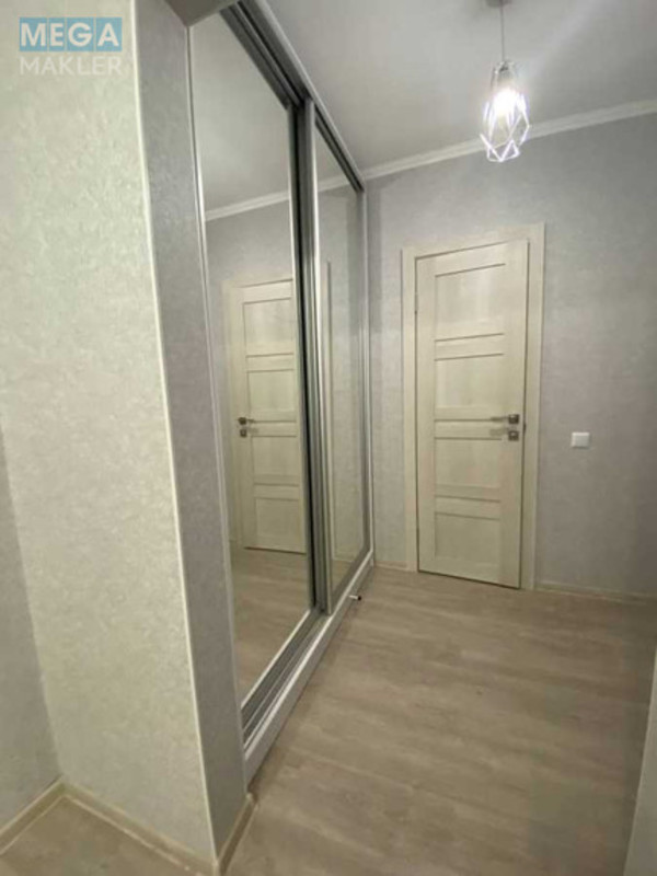 Оренда 1 кімнатної квартири, <a class="location-link" href="/kiev/" title="Недвижимость Київ">Київ</a>, <a class="location-link" href="/kiev/darnickij/" title="Недвижимость Дарницький район">Дарницький р-н</a>, Софьи Русовой ул., 7А (изображение 11)