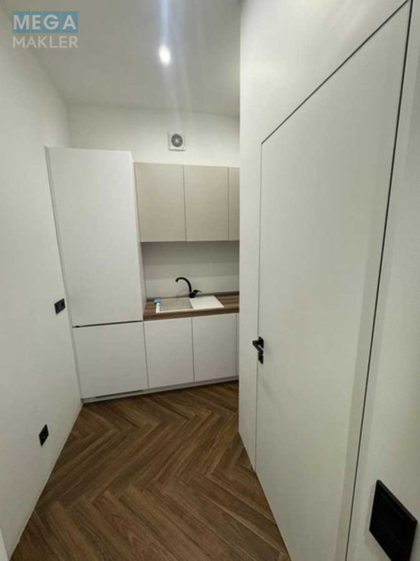 Оренда комерційної нерухомості, 52 кв.м, под офис, <a class="location-link" href="/kiev/" title="Недвижимость Київ">Київ</a>, <a class="location-link" href="/kiev/shevchenkovskij/" title="Недвижимость Шевченківський район">Шевченківський р-н</a>, Прорізна вул., 3 (изображение 10)