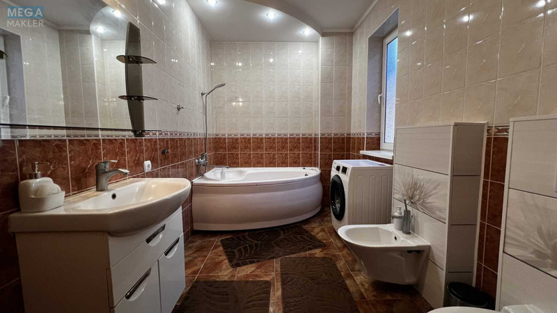 Продаж 3 кімнатної квартири (129/54/15), 1 пов. 2 пов. будинку, <a class="location-link" href="/lutsk/" title="Недвижимость Луцьк">Луцьк</a>, Винниченка, 7 (изображение 2)