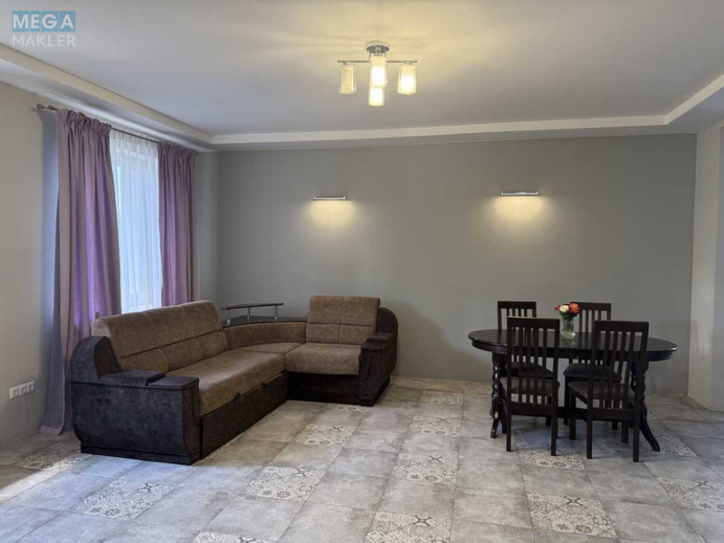 Продаж дома, 2 поверху, 232 кв.м, 3 кімнати, ділянка 10 соток, <a class="location-link" href="/putrovka/" title="Недвижимость Путрівка">Путрівка</a>, Вишнева, 8 (изображение 3)