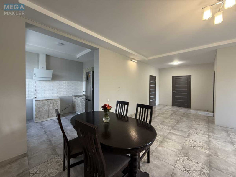 Продаж дома, 2 поверху, 232 кв.м, 3 кімнати, ділянка 10 соток, <a class="location-link" href="/putrovka/" title="Недвижимость Путрівка">Путрівка</a>, Вишнева, 8 (изображение 4)