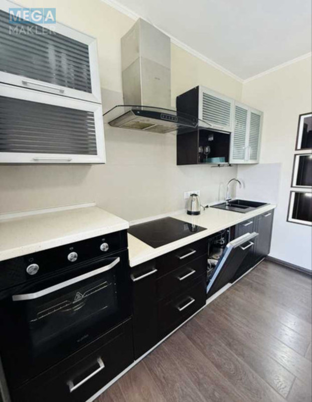 Продаж 2 кімнатної квартири (64/38/12), 9 пов. 24 пов. будинку, <a class="location-link" href="/kiev/" title="Недвижимость Київ">Київ</a>, <a class="location-link" href="/kiev/goloseevskij/" title="Недвижимость Голосіївський район">Голосіївський р-н</a>, Саперно-Слобідська вул., 24 (изображение 2)