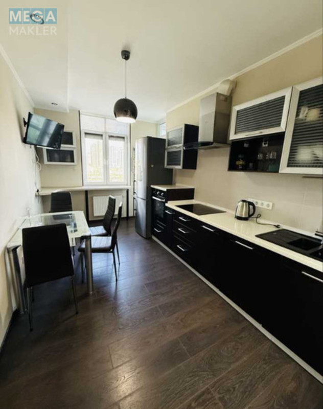Продаж 2 кімнатної квартири (64/38/12), 9 пов. 24 пов. будинку, <a class="location-link" href="/kiev/" title="Недвижимость Київ">Київ</a>, <a class="location-link" href="/kiev/goloseevskij/" title="Недвижимость Голосіївський район">Голосіївський р-н</a>, Саперно-Слобідська вул., 24 (изображение 4)