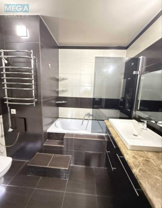 Продаж 2 кімнатної квартири (64/38/12), 9 пов. 24 пов. будинку, <a class="location-link" href="/kiev/" title="Недвижимость Київ">Київ</a>, <a class="location-link" href="/kiev/goloseevskij/" title="Недвижимость Голосіївський район">Голосіївський р-н</a>, Саперно-Слобідська вул., 24 (изображение 10)