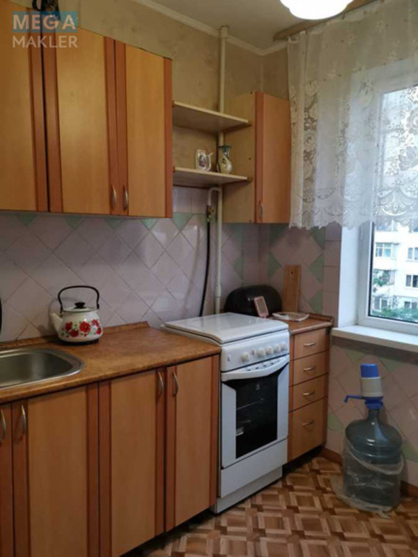 Оренда 2 кімнатної квартири, <a class="location-link" href="/kiev/" title="Недвижимость Київ">Київ</a>, <a class="location-link" href="/kiev/dneprovskij/" title="Недвижимость Дніпровський район">Дніпровський р-н</a>, Романа Шухевича просп., 10а (изображение 2)
