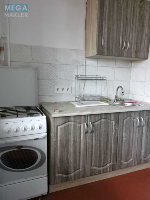 Оренда 1 кімнатної квартири, <a class="location-link" href="/kiev/" title="Недвижимость Київ">Київ</a>, <a class="location-link" href="/kiev/svyatoshinskij/" title="Недвижимость Святошинський район">Святошинський р-н</a>, Академіка Кіпріанова вул., 4 (изображение 2)
