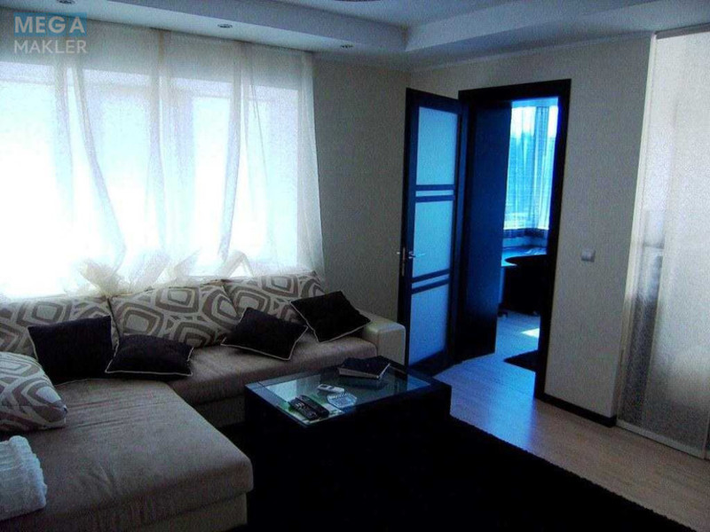 Оренда 1 кімнатної квартири, <a class="location-link" href="/kiev/" title="Недвижимость Київ">Київ</a>, <a class="location-link" href="/kiev/pecherskij/" title="Недвижимость Печерський район">Печерський р-н</a>, Сергія Гусовського вул., 8/10 (изображение 9)