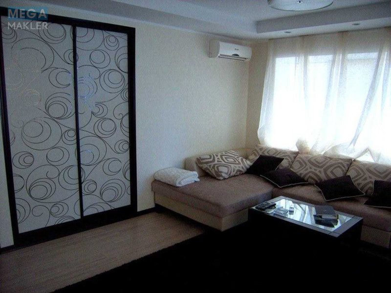 Оренда 1 кімнатної квартири, <a class="location-link" href="/kiev/" title="Недвижимость Київ">Київ</a>, <a class="location-link" href="/kiev/pecherskij/" title="Недвижимость Печерський район">Печерський р-н</a>, Сергія Гусовського вул., 8/10 (изображение 11)