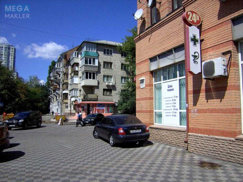 Оренда 1 кімнатної квартири, <a class="location-link" href="/kiev/" title="Недвижимость Київ">Київ</a>, <a class="location-link" href="/kiev/pecherskij/" title="Недвижимость Печерський район">Печерський р-н</a>, Сергія Гусовського вул., 8/10 (изображение 22)