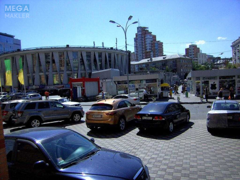 Оренда 1 кімнатної квартири, <a class="location-link" href="/kiev/" title="Недвижимость Київ">Київ</a>, <a class="location-link" href="/kiev/pecherskij/" title="Недвижимость Печерський район">Печерський р-н</a>, Сергія Гусовського вул., 8/10 (изображение 23)