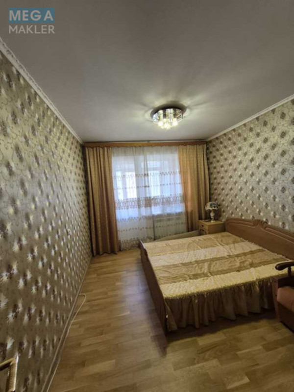 Продаж 4 кімнатної квартири (85/55/9), 8 пов. 9 пов. будинку, <a class="location-link" href="/chernigov/" title="Недвижимость Чернігів">Чернігів</a>, <a class="location-link" href="/chernigov/desnyanskij/" title="Недвижимость Деснянський район">Деснянський р-н</a>, Коваленко Володимира, 146 (изображение 7)