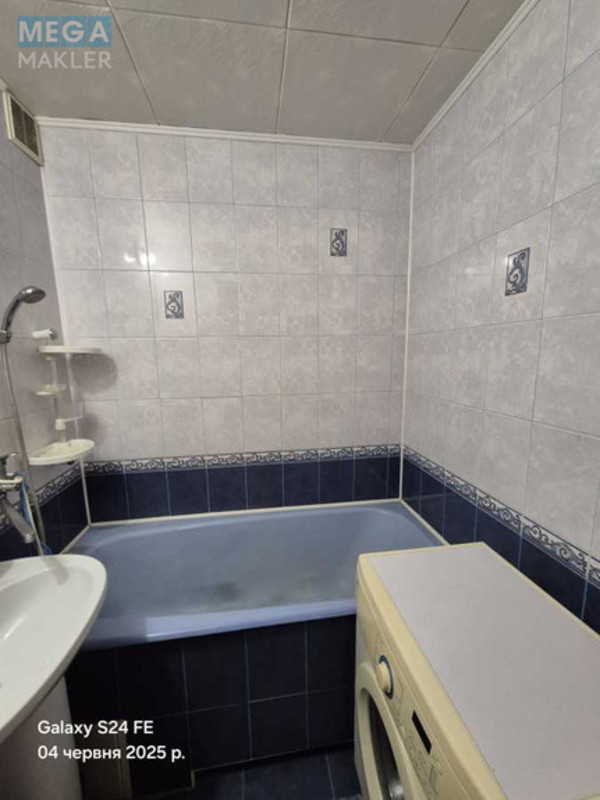 Продаж 4 кімнатної квартири (85/55/9), 8 пов. 9 пов. будинку, <a class="location-link" href="/chernigov/" title="Недвижимость Чернігів">Чернігів</a>, <a class="location-link" href="/chernigov/desnyanskij/" title="Недвижимость Деснянський район">Деснянський р-н</a>, Коваленко Володимира, 146 (изображение 9)