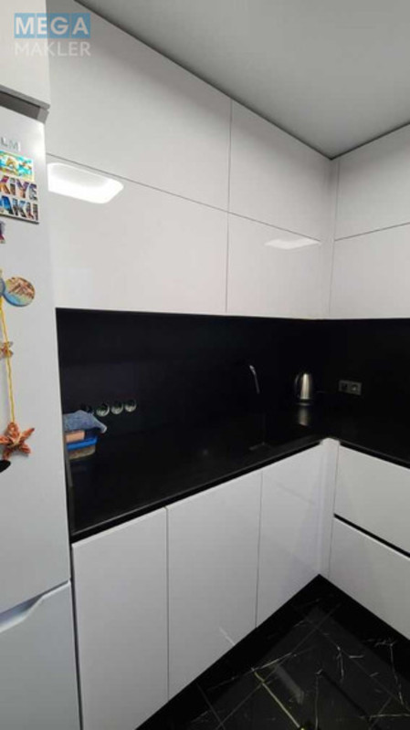 Продаж 3 кімнатної квартири (60/?/6), 4 пов. 5 пов. будинку, <a class="location-link" href="/dnepropetrovsk/" title="Недвижимость Дніпра">Дніпро</a>, Богдана Хмельницкого, 133 (изображение 2)