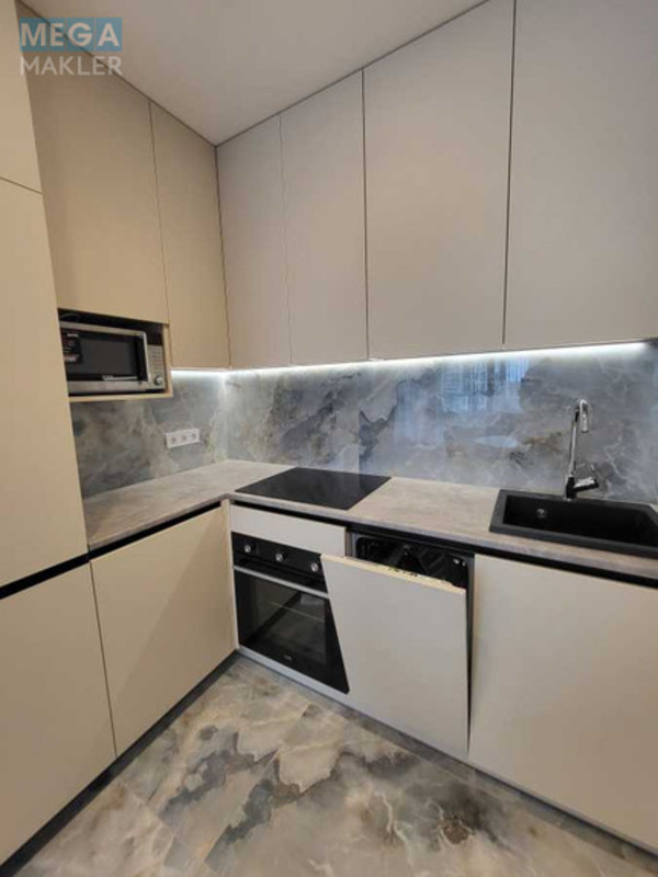 Оренда 1 кімнатної квартири, <a class="location-link" href="/kiev/" title="Недвижимость Київ">Київ</a>, <a class="location-link" href="/kiev/podolskij/" title="Недвижимость Подільський район">Подільський р-н</a>, Олександра Олеся вул., 8/17 (изображение 4)