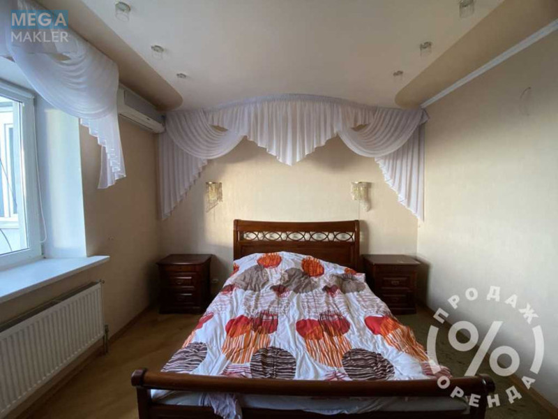 Продаж 3 кімнатної квартири (141/?/17), 20 пов. 21 пов. будинку, <a class="location-link" href="/kiev/" title="Недвижимость Київ">Київ</a>, <a class="location-link" href="/kiev/svyatoshinskij/" title="Недвижимость Святошинський район">Святошинський р-н</a>, Перемоги просп., 107 (изображение 4)