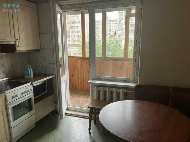 Продаж 2 кімнатної квартири (52/30/9), 4 пов. 16 пов. будинку, <a class="location-link" href="/kiev/" title="Недвижимость Київ">Київ</a>, <a class="location-link" href="/kiev/darnickij/" title="Недвижимость Дарницький район">Дарницький р-н</a>, Лариси Руденко вул., 9 (изображение 15)