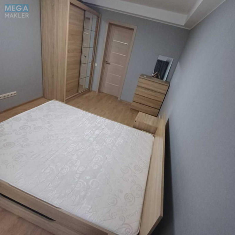 Продаж 2 кімнатної квартири (45/29/7,5), 4 пов. 5 пов. будинку, <a class="location-link" href="/kiev/" title="Недвижимость Київ">Київ</a>, <a class="location-link" href="/kiev/shevchenkovskij/" title="Недвижимость Шевченківський район">Шевченківський р-н</a>, Олени Теліги вул., 17а (изображение 9)